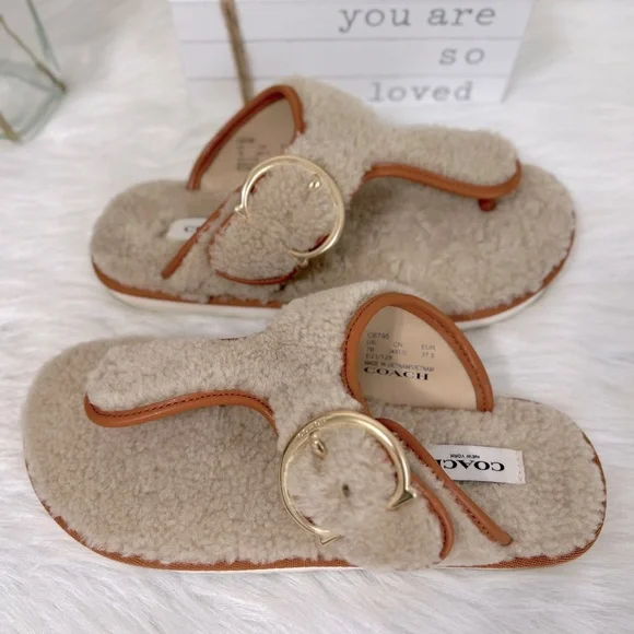 Women's Beige & Brown Fuzzy Thong Sandals w. Gold Hardware Size 37.5 - Picture 10 of 10